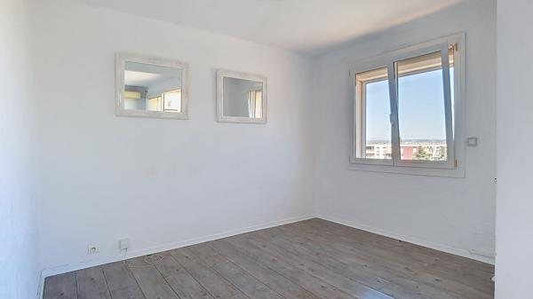 Appartement 4 pièces terrasse et vue dégagée