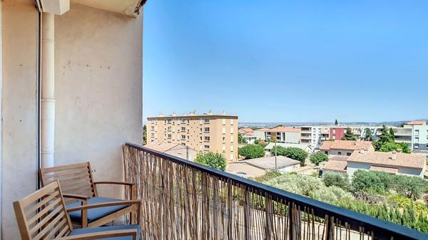 Appartement 4 pièces terrasse et vue dégagée