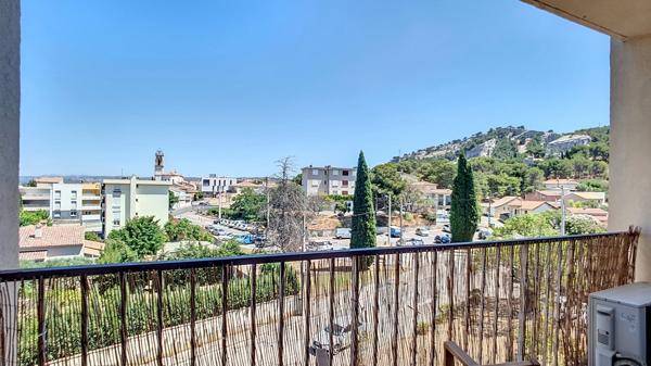 Appartement 4 pièces terrasse et vue dégagée