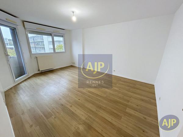 Appartement à louer Rennes : 1 pièces, 35m² avec 0 chambre(s) à 601€ - AJP Immobilier Rennes Est