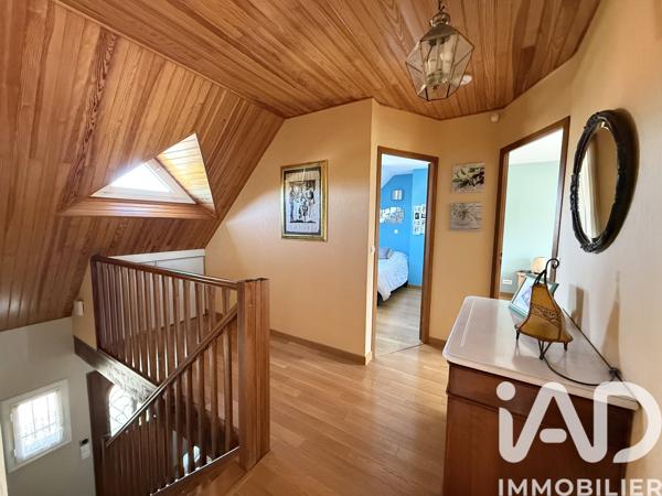 Maison à vendre 6 pièces 156 m² Vaux-le-Pénil