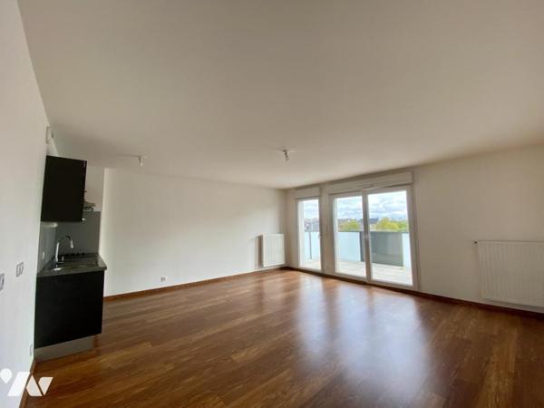 SAINT HERBLAIN BOURG Belles prestations pour ce T3 de 73 m² avec asc et terrasse