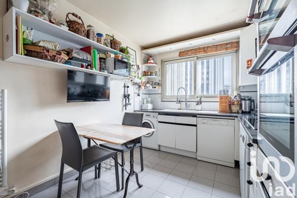 Apartment for sale 3 rooms 98 m² Paris 14