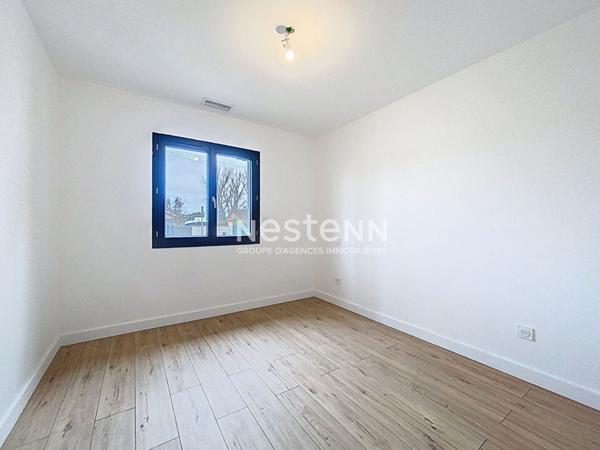 Maison à vendre - CARBONNE - récente de plain-pied de 135m2 avec grand garage de 35m2