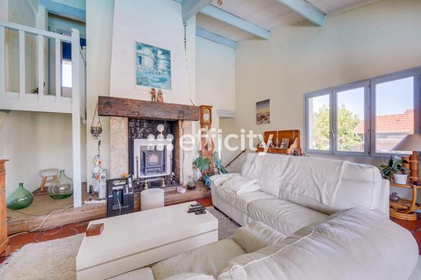 Maison
         5 pièces
        - 127 m² 441 000 € *