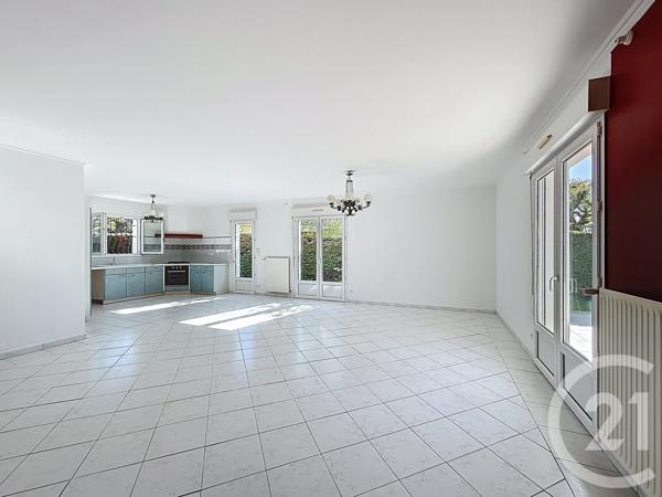 Maison à vendre  4 pièces - 108,10 m 2   GUJAN MESTRAS  - 33