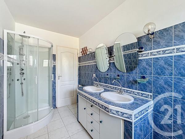 Maison à vendre  4 pièces - 108,10 m 2   GUJAN MESTRAS  - 33