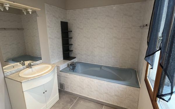 Maison à vendre    6 pièces • 160 m2 Les Clayes-sous-Bois