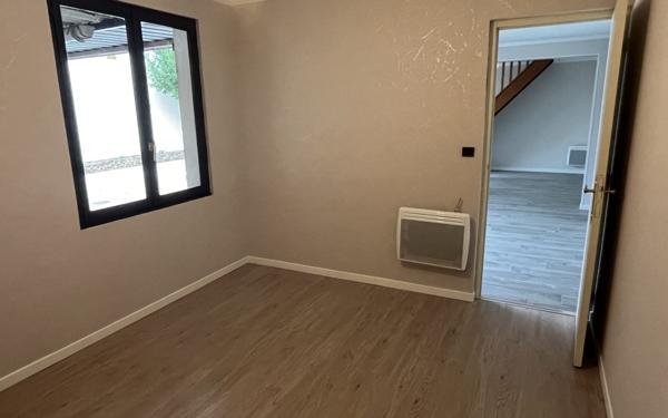 Maison à vendre    6 pièces • 160 m2 Les Clayes-sous-Bois