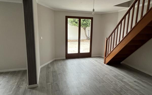 Maison à vendre    6 pièces • 160 m2 Les Clayes-sous-Bois