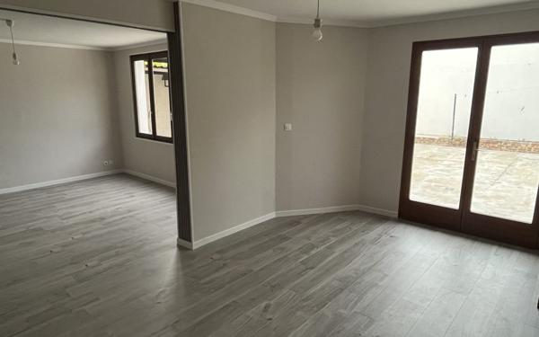 Maison à vendre    6 pièces • 160 m2 Les Clayes-sous-Bois
