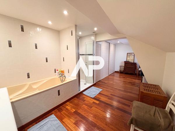 Maison Montmorency 4 pièces 139 m2 €520 000 ** - Référence 1468