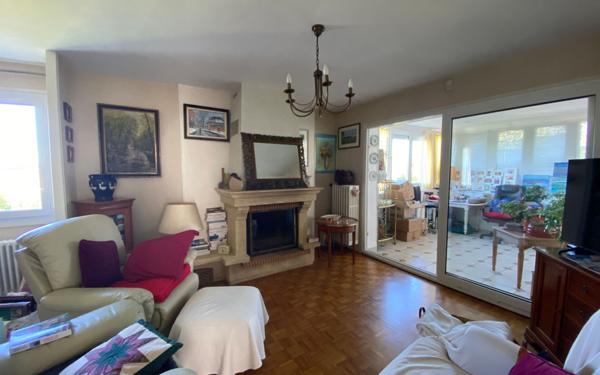 Maison à vendre    4 pièces •  Saint-Marcel