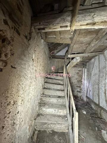 Maison à vendre 6 pièces de 238 m²