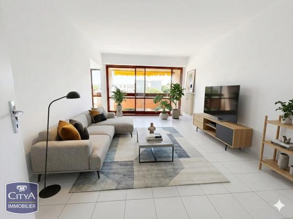 Appartement à vendre 3 pièces 76.55m² Fréjus (83600)