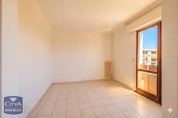Appartement à vendre 3 pièces 76.55m² Fréjus (83600)