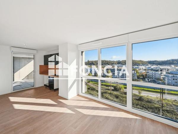 Location Studio 32.6 m² - 194 / 196 RUE DES QUEYRIES Bordeaux 33100