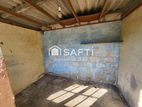 Maison 3 pièces de 50 m² avec terrain de 615 m² et dépendances