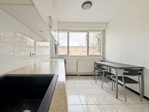 Appartement 2 pièces 55 m2 Rosny Métro Ligne 11