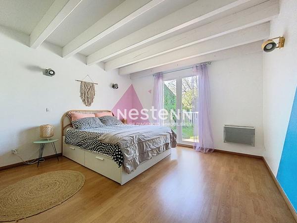 À VENDRE - FONSORBES - Maison 7 pièce(s) 200 m² avec piscine, grand garage en sous-sol, car-port et appartement de 32 m²