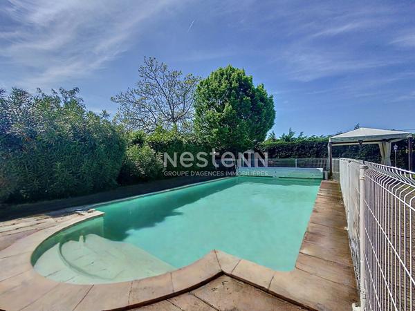 À VENDRE - FONSORBES - Maison 7 pièce(s) 200 m² avec piscine, grand garage en sous-sol, car-port et appartement de 32 m²