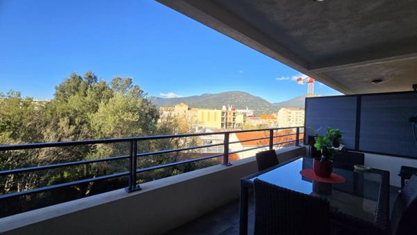 Appartement Propriano 2 pièce(s) 63 m2 terrasse 14 m2 garage et cave