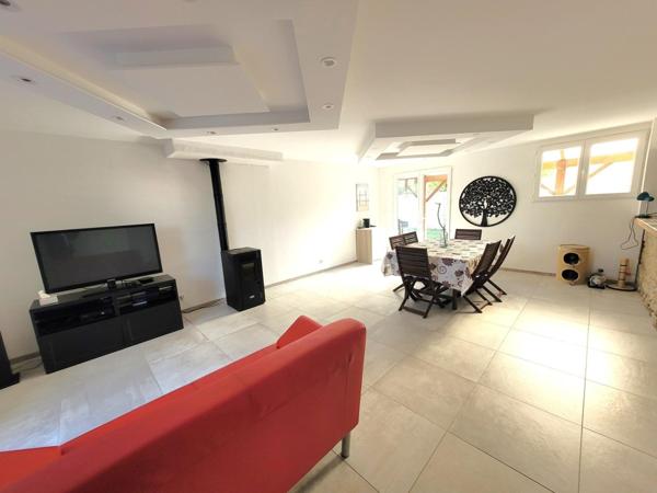 Maison en pierre entièrement rénovée