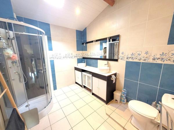 Maison en pierre entièrement rénovée