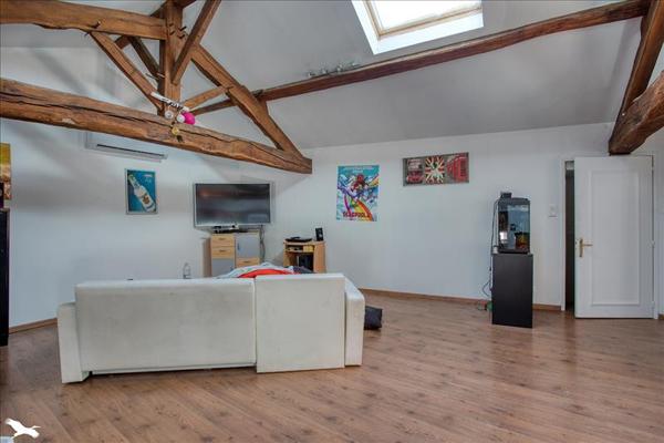 Immeuble à vendre |  Lisle |  240 m²