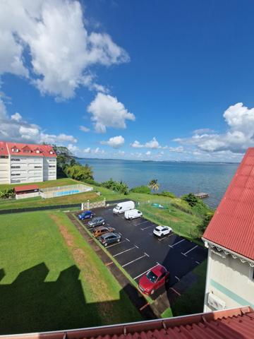 Petit-Bourg (97170) Duplex d’exception T4 – Vue mer imprenable à Petit-Bourg