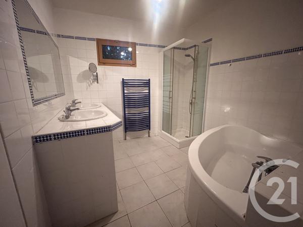 Maison à vendre  7 pièces - 230 m 2   ST HILAIRE DE LUSIGNAN  - 47
