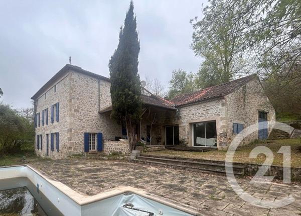 Maison à vendre  7 pièces - 230 m 2   ST HILAIRE DE LUSIGNAN  - 47