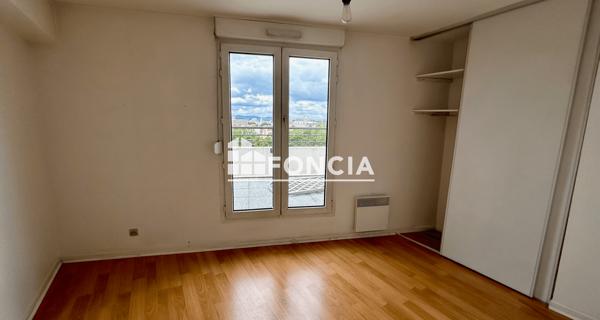 Location Appartement 3 pièces 81.15 m² - Villeurbanne 69100
