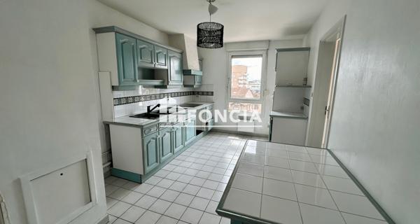 Location Appartement 3 pièces 81.15 m² - Villeurbanne 69100