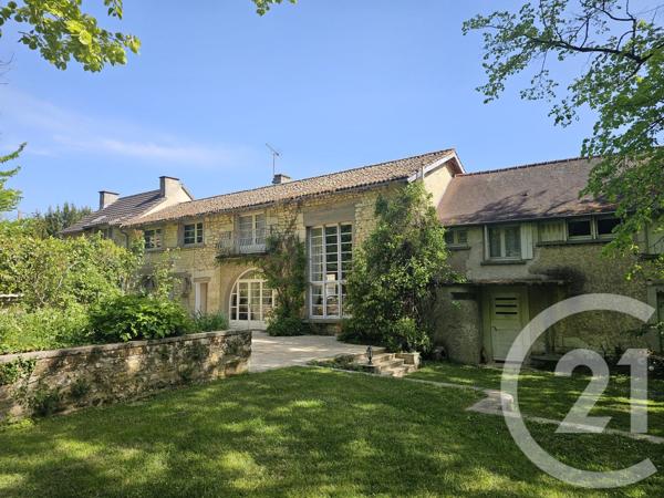 Maison à vendre  9 pièces - 251 m 2   BEAUMONT ST CYR  - 86