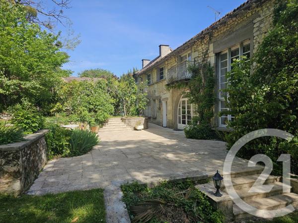 Maison à vendre  9 pièces - 251 m 2   BEAUMONT ST CYR  - 86