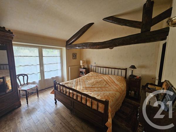 Maison à vendre  9 pièces - 251 m 2   BEAUMONT ST CYR  - 86