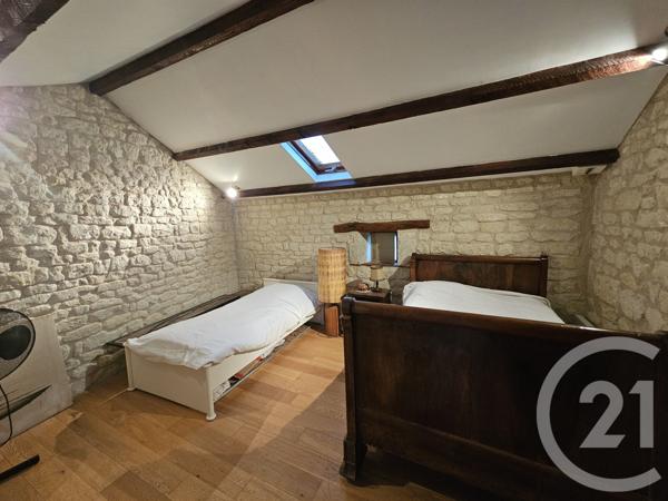 Maison à vendre  9 pièces - 251 m 2   BEAUMONT ST CYR  - 86