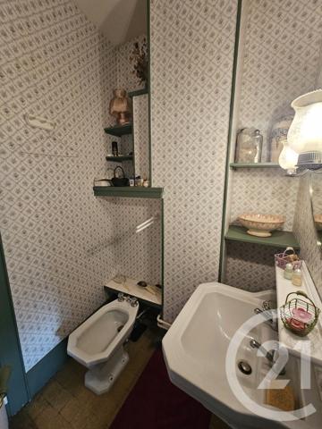 Maison à vendre  9 pièces - 251 m 2   BEAUMONT ST CYR  - 86