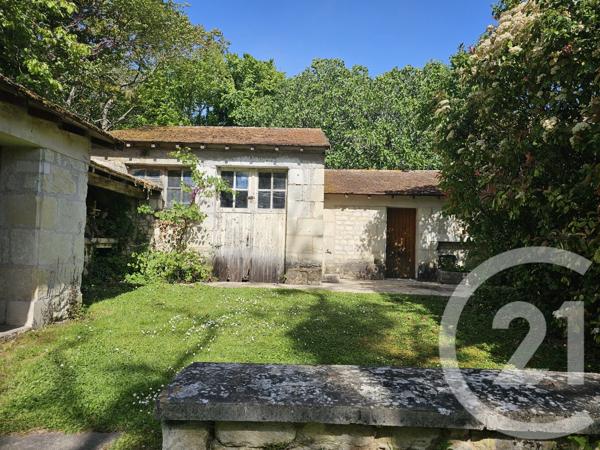 Maison à vendre  9 pièces - 251 m 2   BEAUMONT ST CYR  - 86