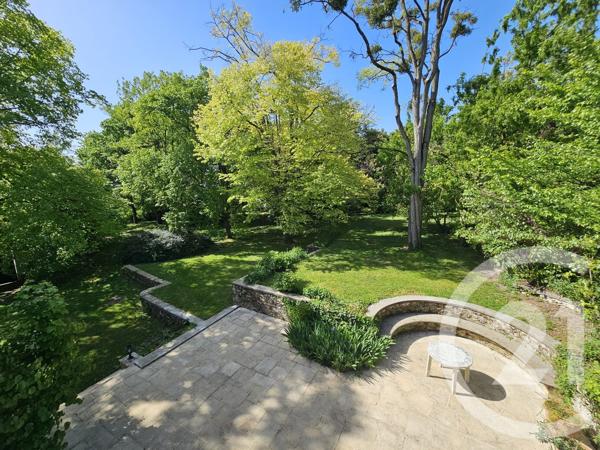 Maison à vendre  9 pièces - 251 m 2   BEAUMONT ST CYR  - 86