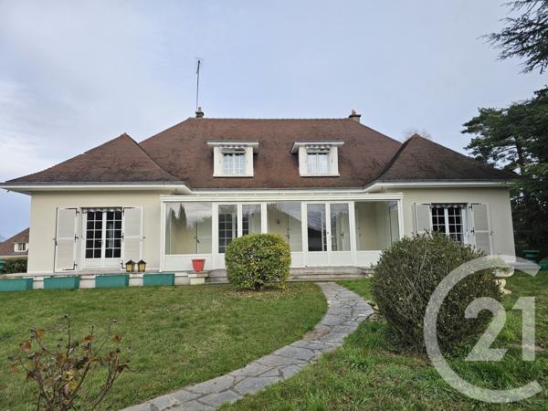 Maison à vendre  9 pièces - 251 m 2   BEAUMONT ST CYR  - 86