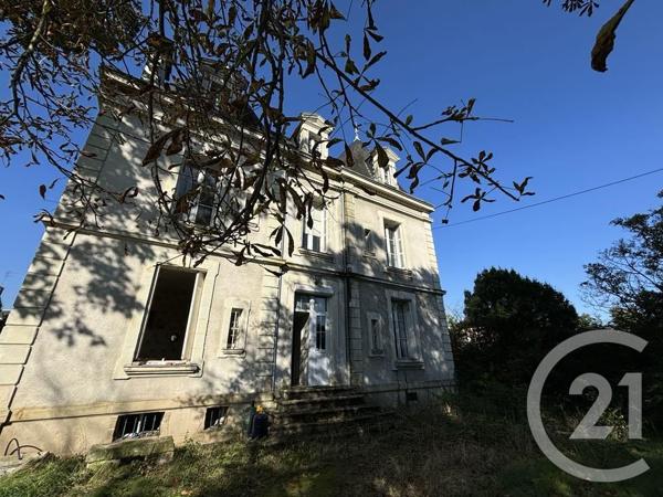 Maison à vendre  9 pièces - 251 m 2   BEAUMONT ST CYR  - 86