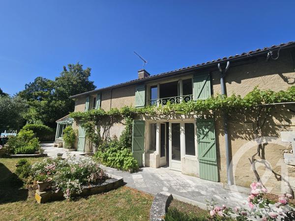 Maison à vendre  9 pièces - 251 m 2   BEAUMONT ST CYR  - 86