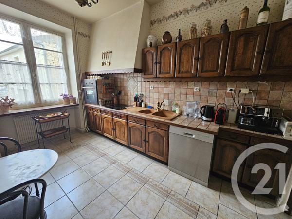 Maison à vendre  9 pièces - 251 m 2   BEAUMONT ST CYR  - 86