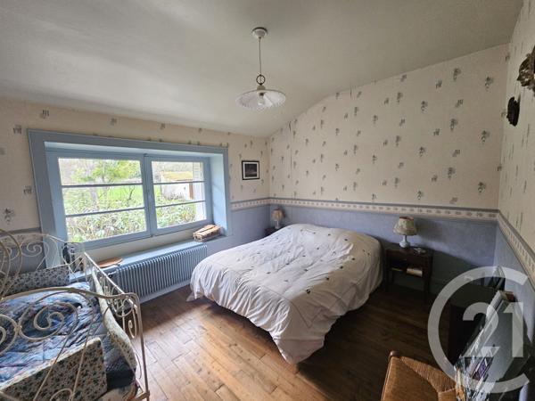 Maison à vendre  9 pièces - 251 m 2   BEAUMONT ST CYR  - 86