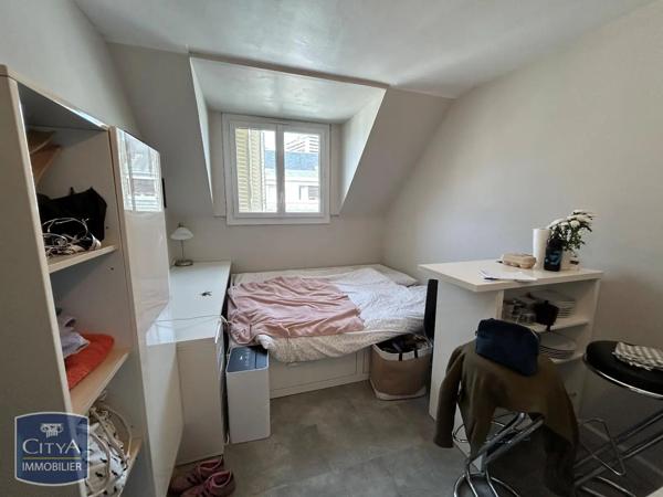 Appartement à louer 1 pièce 14.77m² Chambéry (73000)