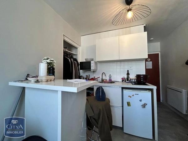 Appartement à louer 1 pièce 14.77m² Chambéry (73000)