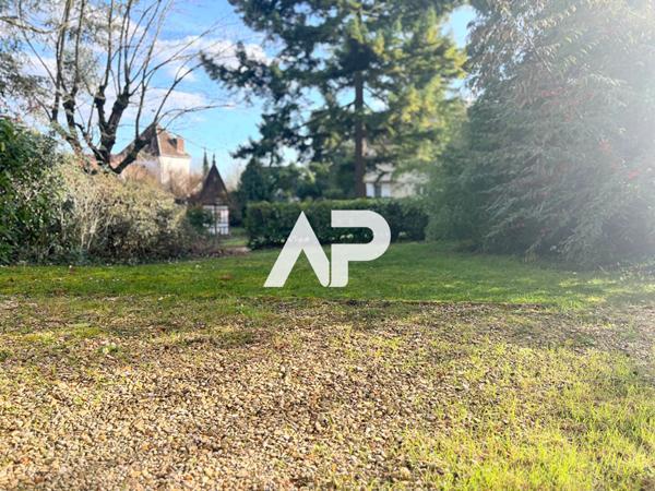 Maison Montmorency 8 pièce(s) 139.51 m² €390 000 ** - Référence 1572