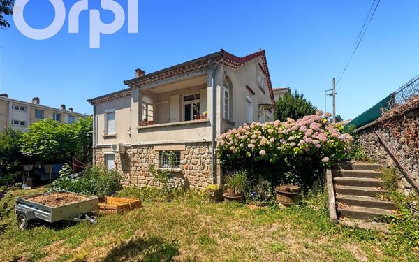 Maison à vendre    7 pièces •  Aubenas